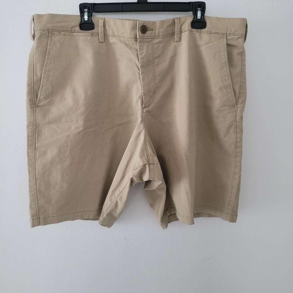 Gap Men's  Shorts 10" Essential Khaki Size 38 - Picture 4 of 13